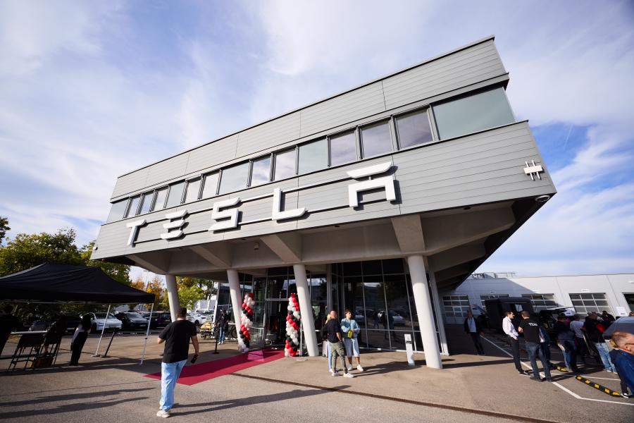 Tesla Servicecenter 1210 Wien